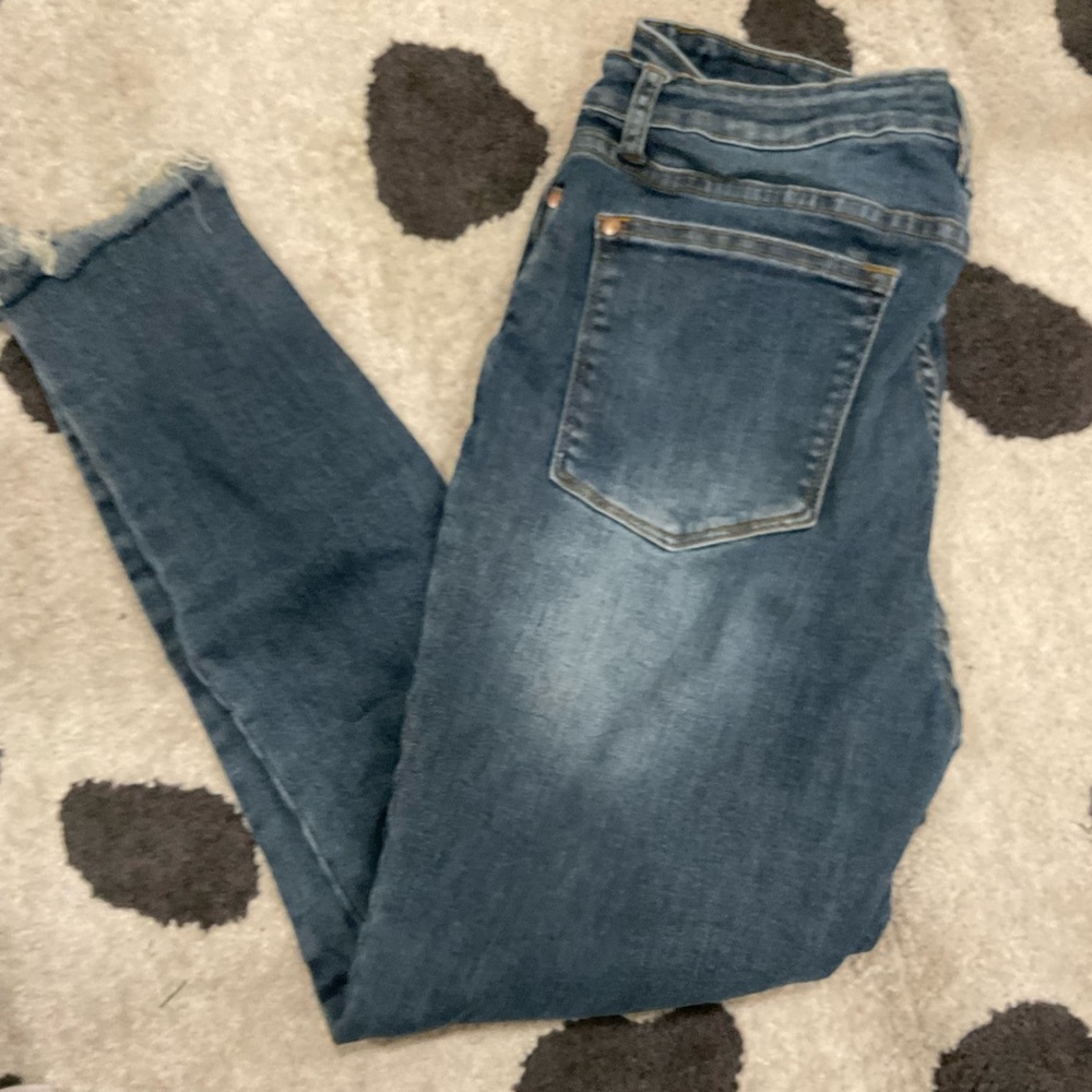 Judy blue distressed jeans